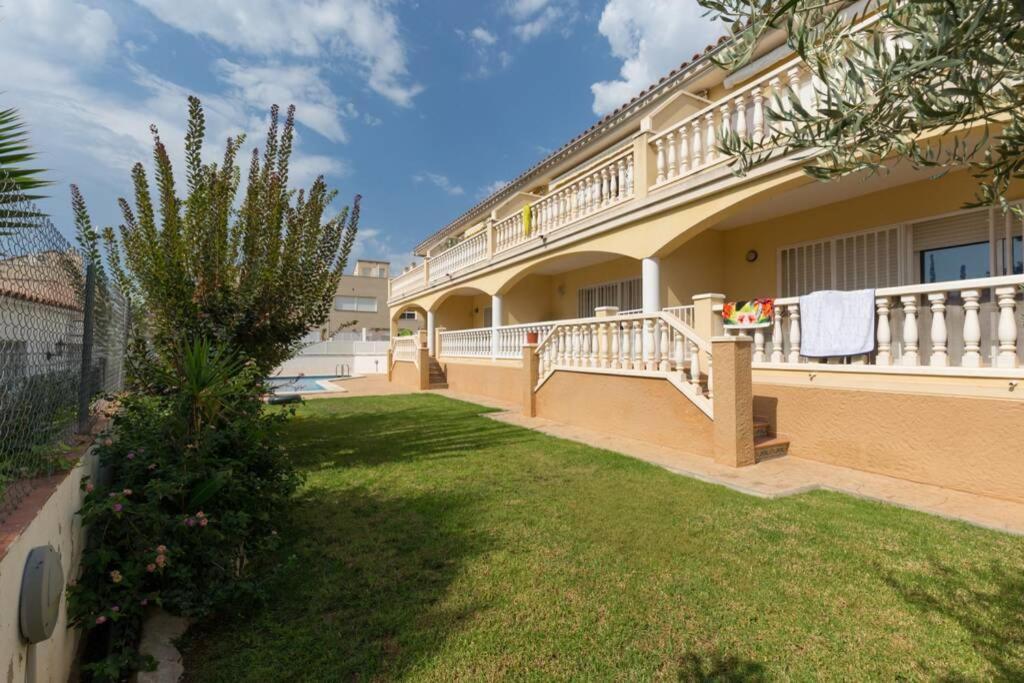 SAN CARLOS - Apartamento de dos dormitorios con piscina comunitaria Alcanar Exterior foto