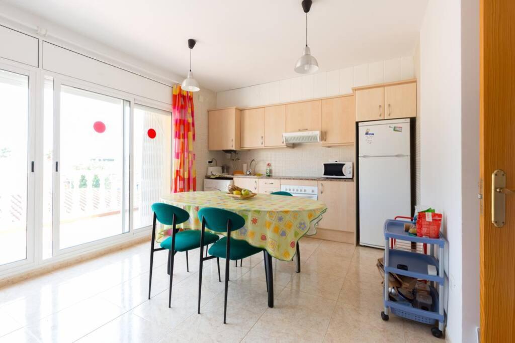 SAN CARLOS - Apartamento de dos dormitorios con piscina comunitaria Alcanar Exterior foto