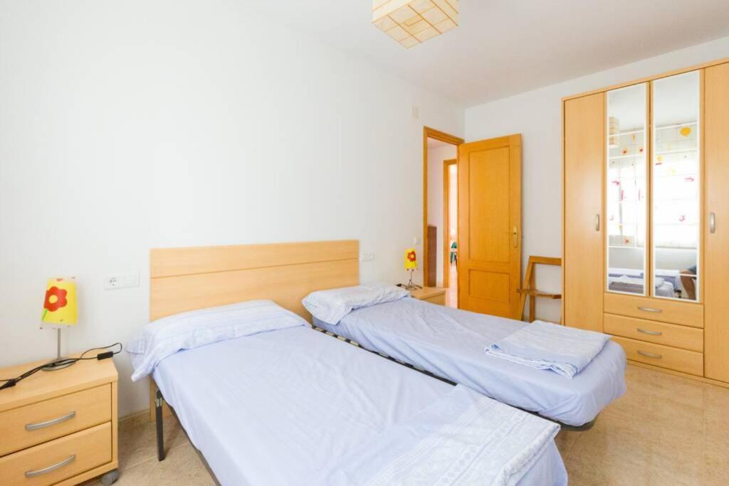 SAN CARLOS - Apartamento de dos dormitorios con piscina comunitaria Alcanar Exterior foto