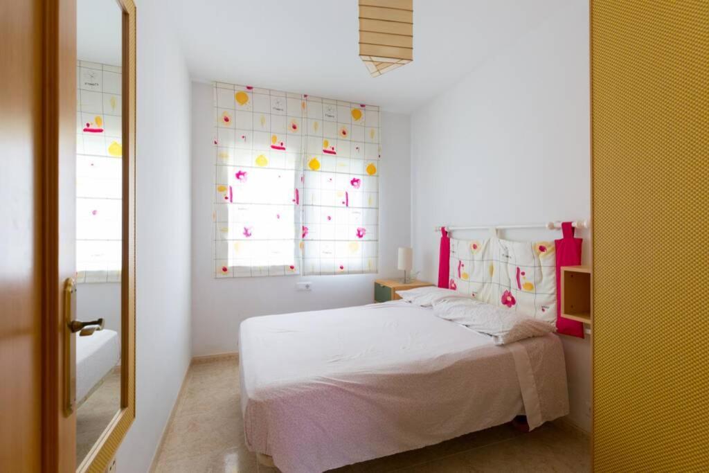 SAN CARLOS - Apartamento de dos dormitorios con piscina comunitaria Alcanar Exterior foto