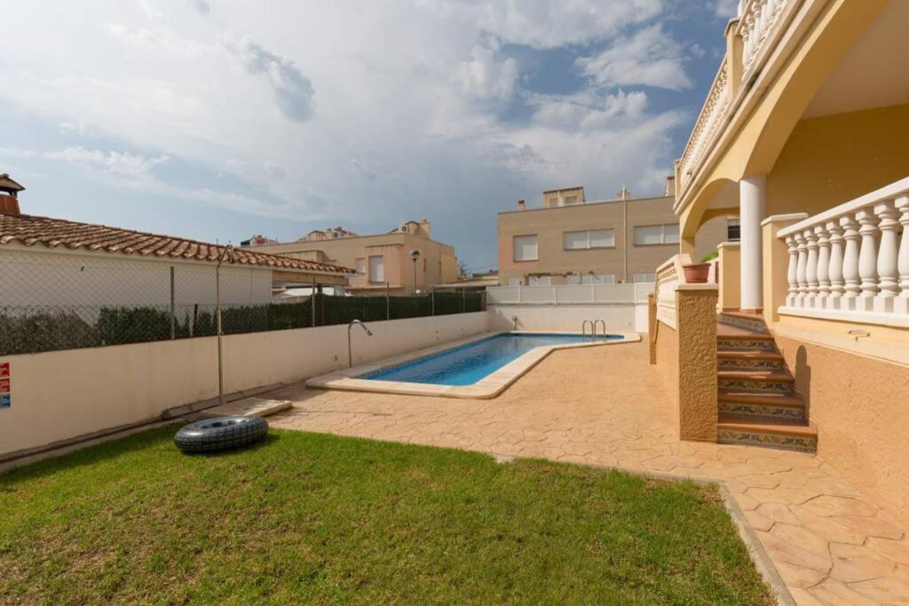 SAN CARLOS - Apartamento de dos dormitorios con piscina comunitaria Alcanar Exterior foto
